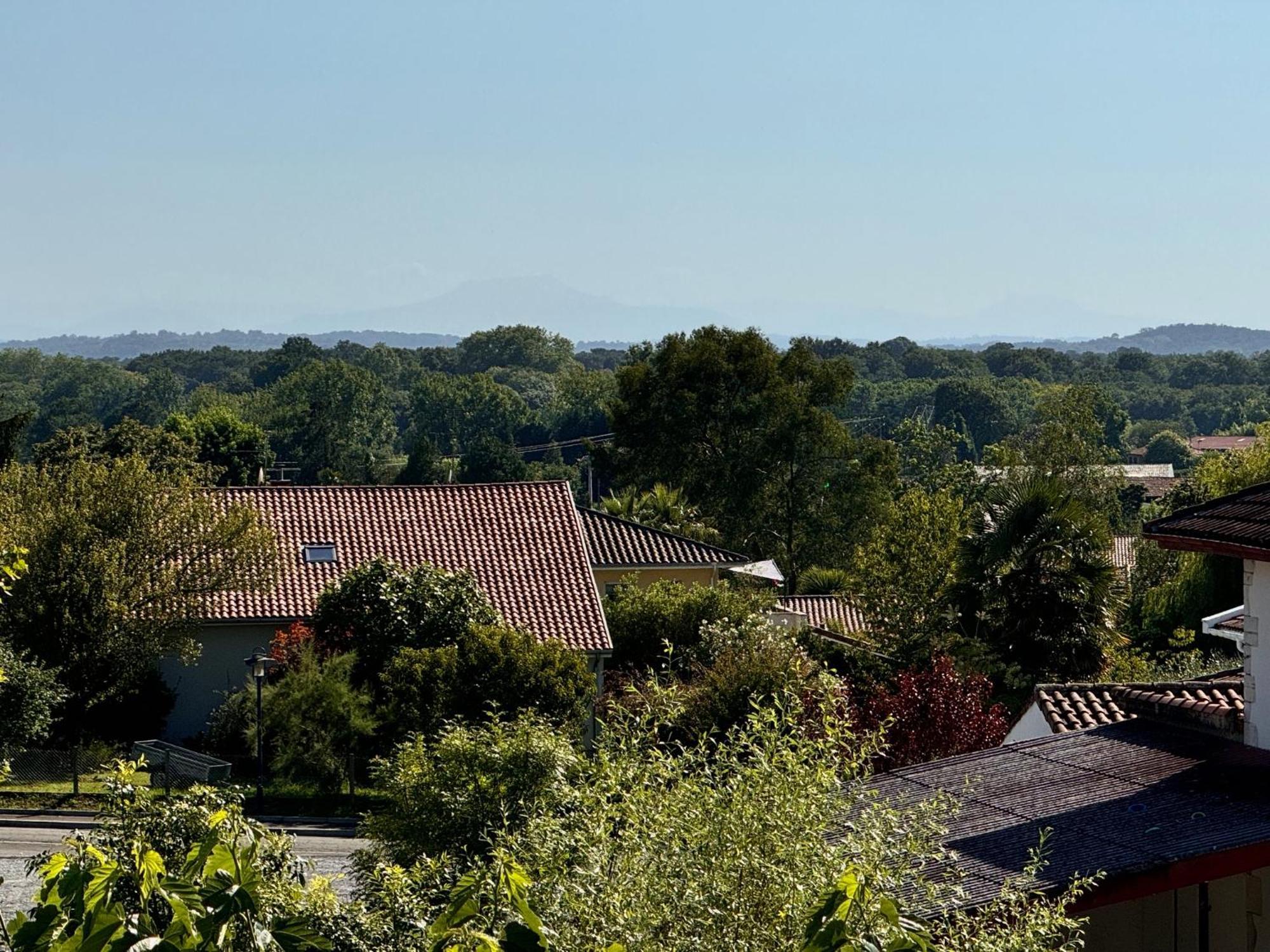 Logis Hotels Gnac E Pause Saint-Lon-Les-Mines Exterior photo